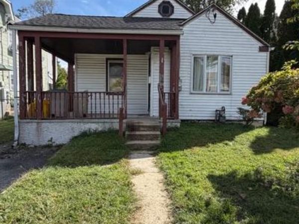 1129 WOODLAND AVENUE, SHARON HILL, PA 19079