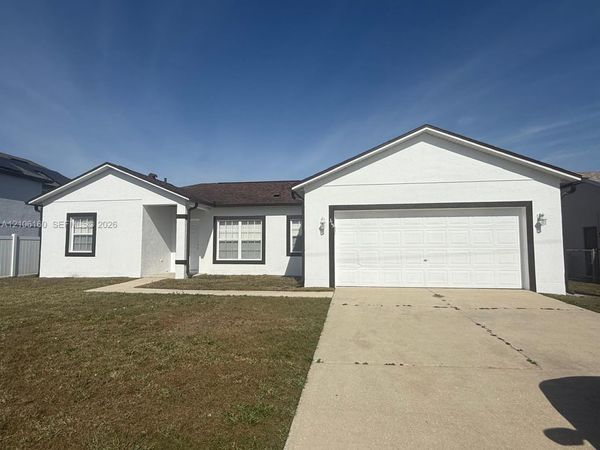 315 Edgewood Ct , Kissimmee, FL 34759