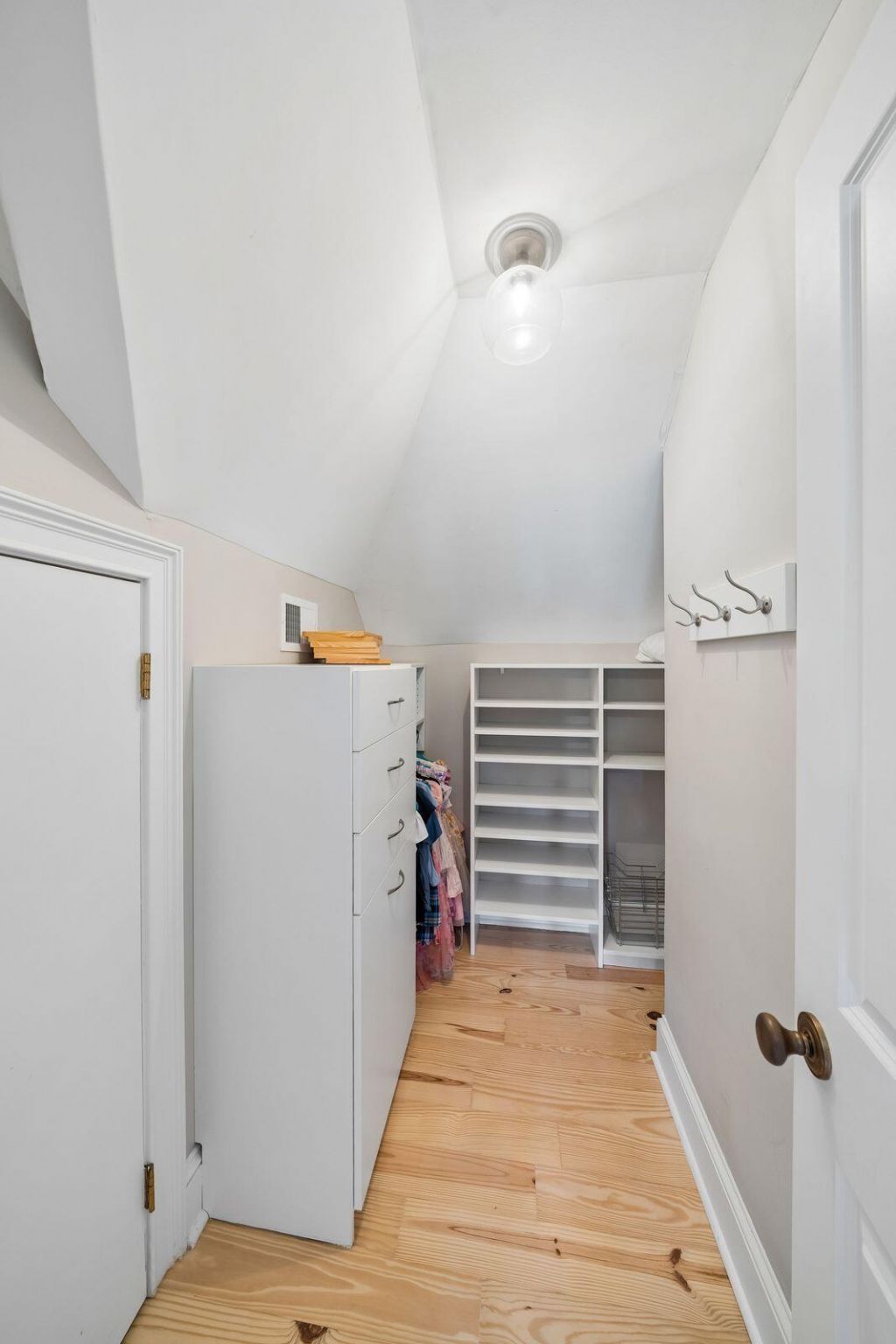 384 Overseer Place Photo 115