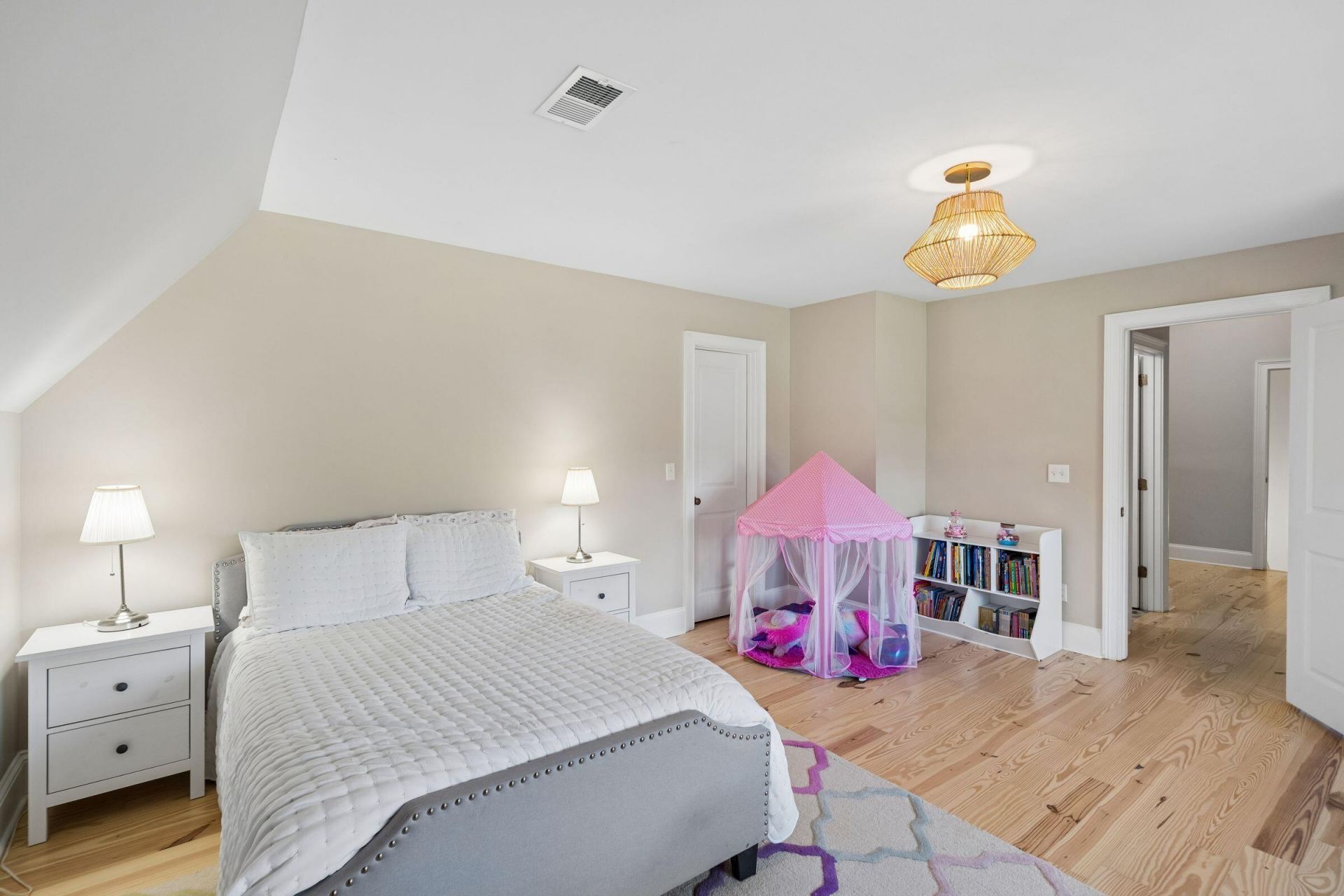 384 Overseer Place Photo 76