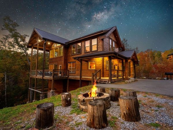 2971 Laughing Pine , Sevierville, TN 37862