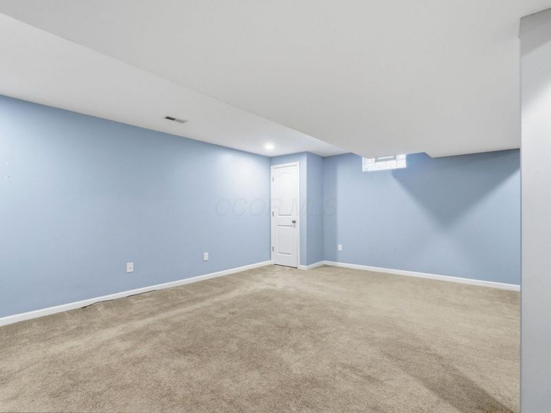 1990 Marigold Street, Lewis Center, OH 43035 Photo 69