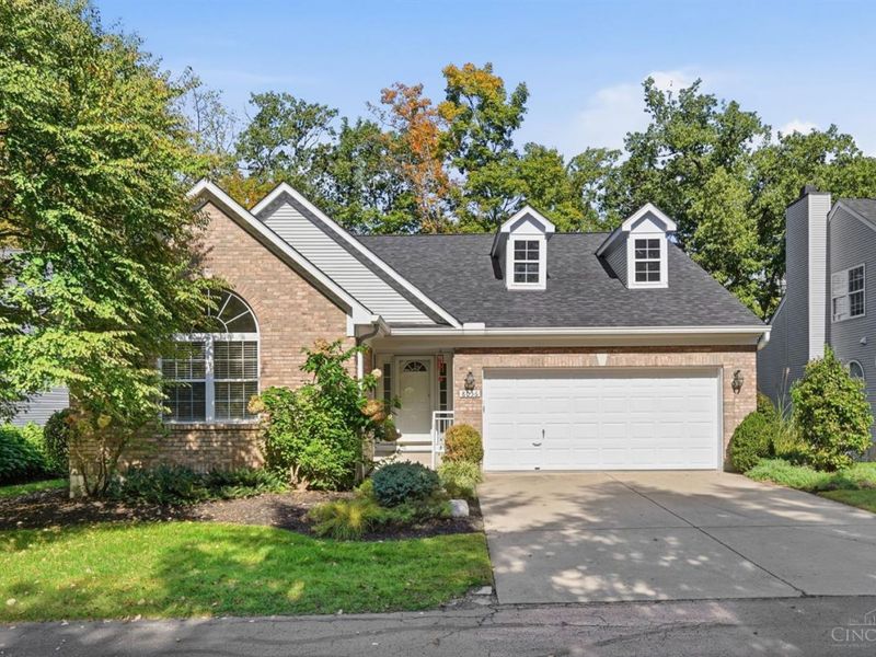 8036 Witts Mill Lane, Anderson Township, OH 45255 Photo 2