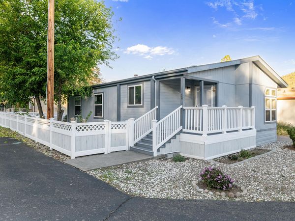 22071 OR-62, Unit 66, Shady Cove, OR 97539