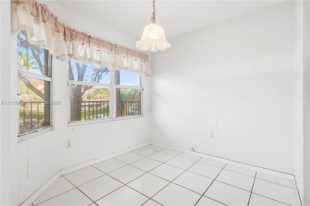 701 SW 141st Ave , Unit 203R, Pembroke Pines, FL 33027 Photo