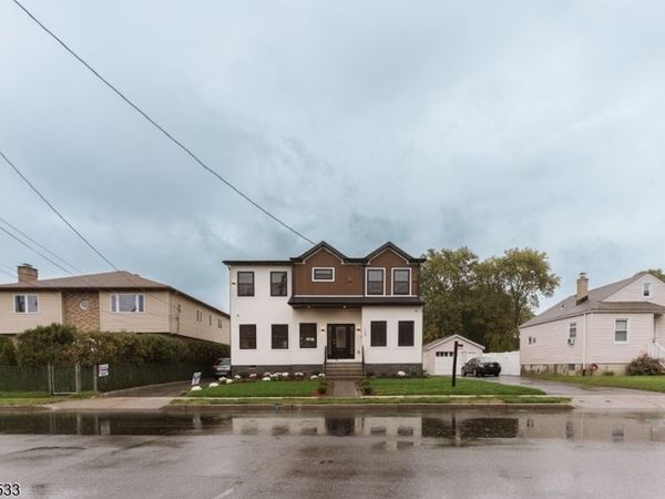 138 5Th St, Saddle Brook, NJ 07663