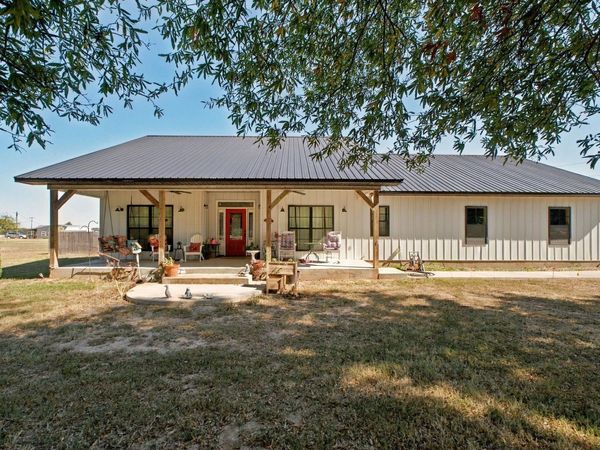 1002 152 Highway, Humphrey, AR 72073