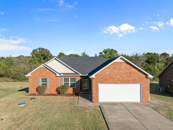 2050 Barretts Ridge Dr, Murfreesboro, TN 37130
