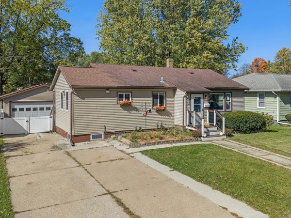 538 Ellinwood Avenue, Reedsburg, WI 53959