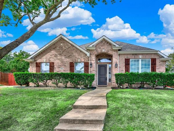 7409 High Point Drive, Sachse, TX 75048