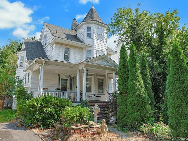 202 Woodland Avenue, New Rochelle, NY 10805