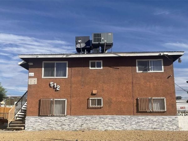 512 North Circle , Unit 4, Las Vegas, NV 89119