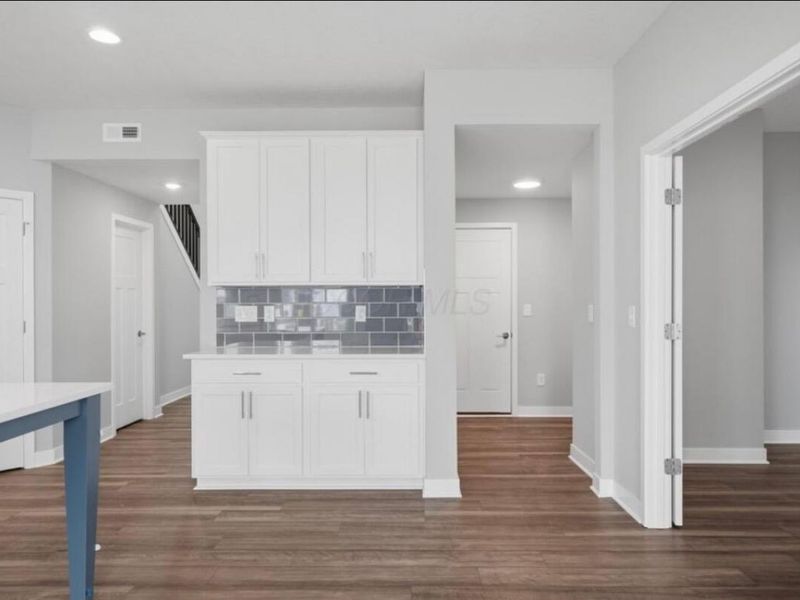 5735 Valleydale Road , Powell, OH 43065 Photo 6