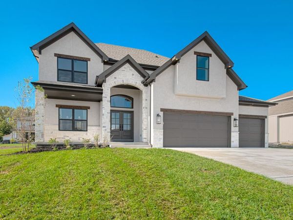 9411 Jarboe Court, Kansas City, MO 64155