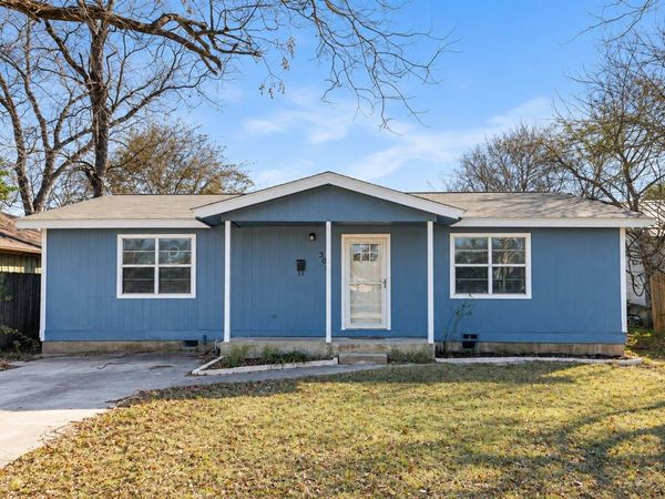 303 E AUSTIN Ave, Round Rock, TX 78664