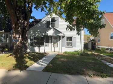 18852 Indian , Redford Township, Mi 48240