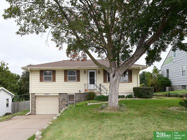 5602 S S Street, Omaha, NE 68117