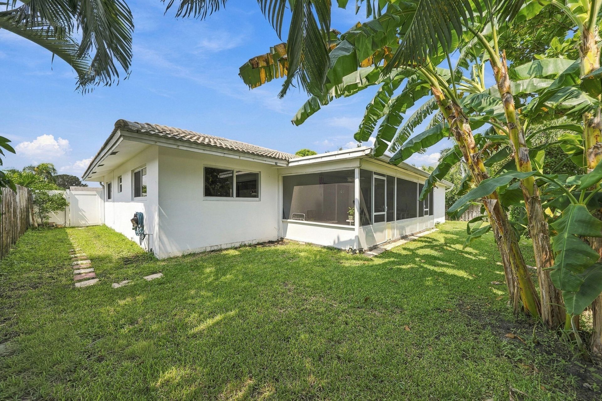 612 NE 24th Avenue, Pompano Beach, FL 33062 Photo