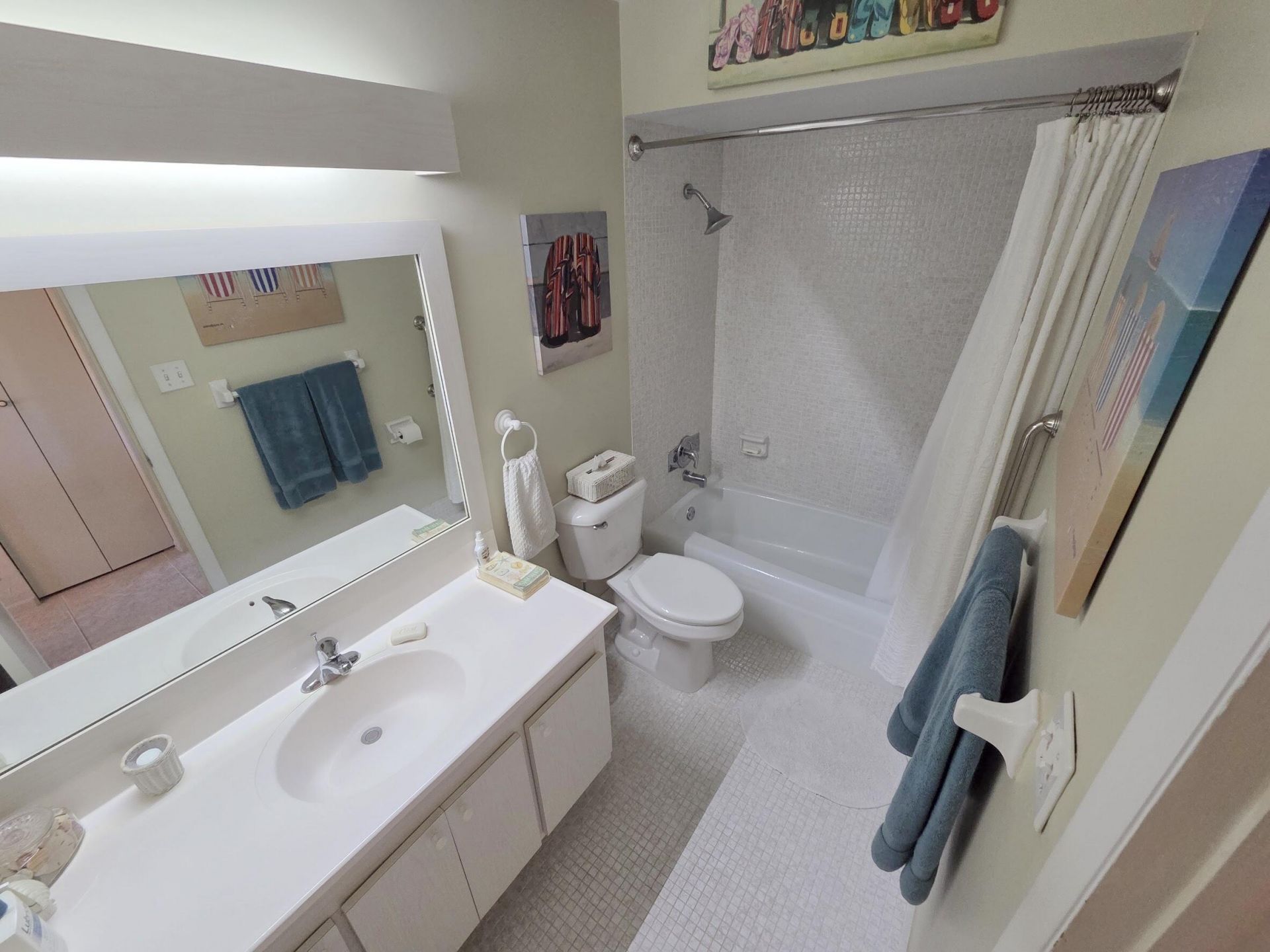5550 N Ocean Boulevard, Unit 204, Ocean Ridge, FL 33435 Photo