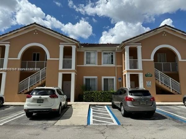 17660 NW 73rd Ave , Unit 202-3, Hialeah, FL 33015