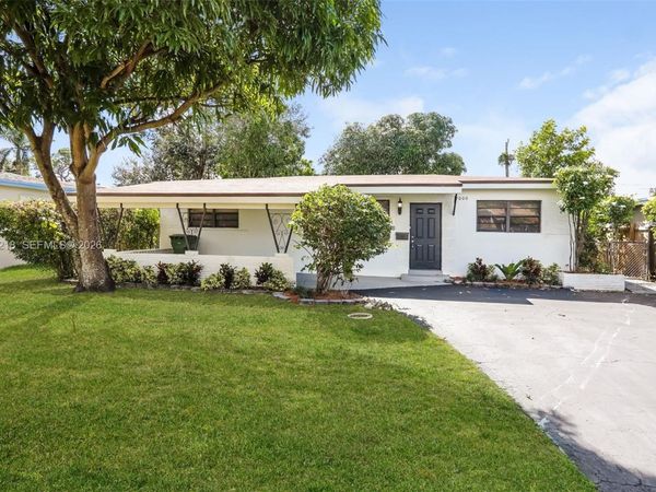 7000 SW 12th St, Pembroke Pines, FL 33023