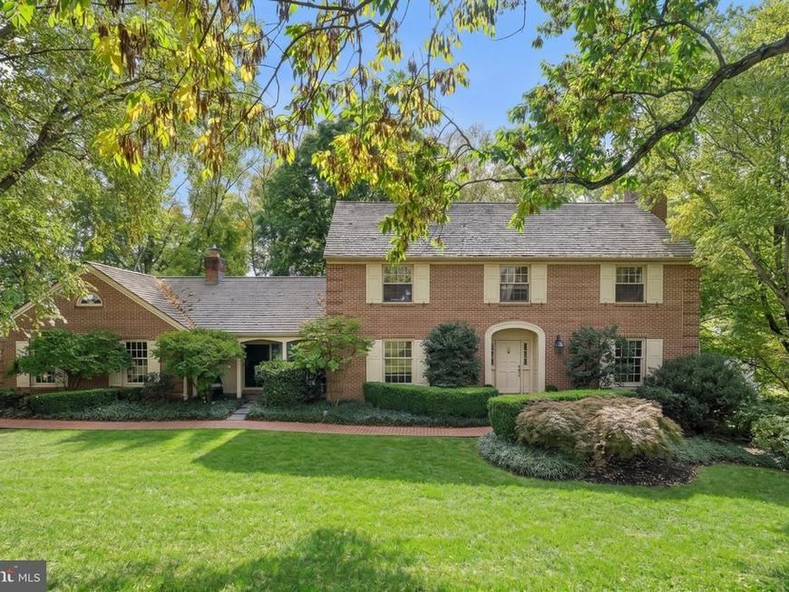 181 Hunt Valley Circle, Berwyn, PA 19312 Main Photo