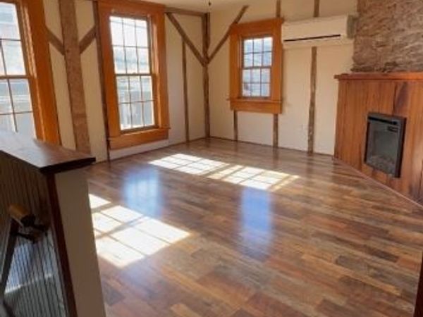 9 Bridge St, Milford, NJ 08848