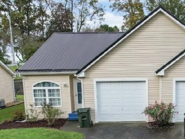 116 Willow Oak Court, Bristol, VA 24201