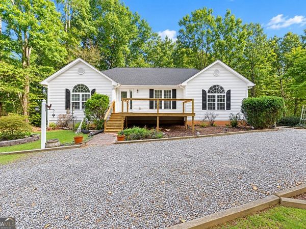 6140 Henry Smith Road, Murrayville, GA 30564