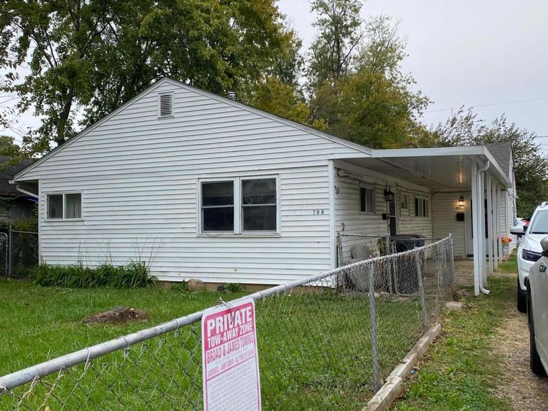798 - 800 Derrer Road, Columbus, OH 43204 Photo 2