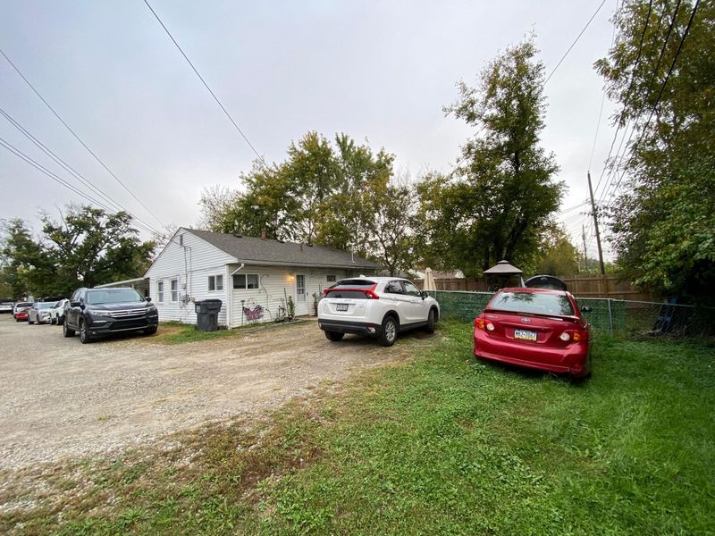 798 - 800 Derrer Road, Columbus, OH 43204 Photo 4
