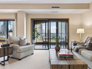 1235 Yale Place, Unit 908, Minneapolis, MN 55403