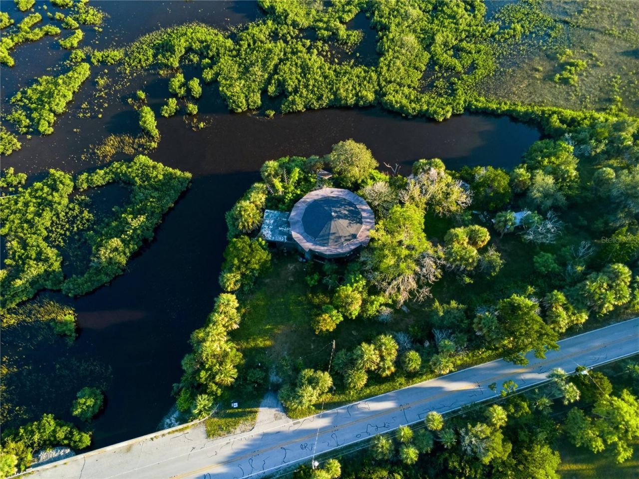 10501 Pine Island Drive, Weeki Wachee, FL 34607 Photo