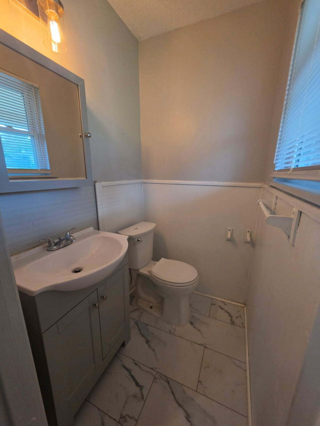 390 Furman Lane Photo 16