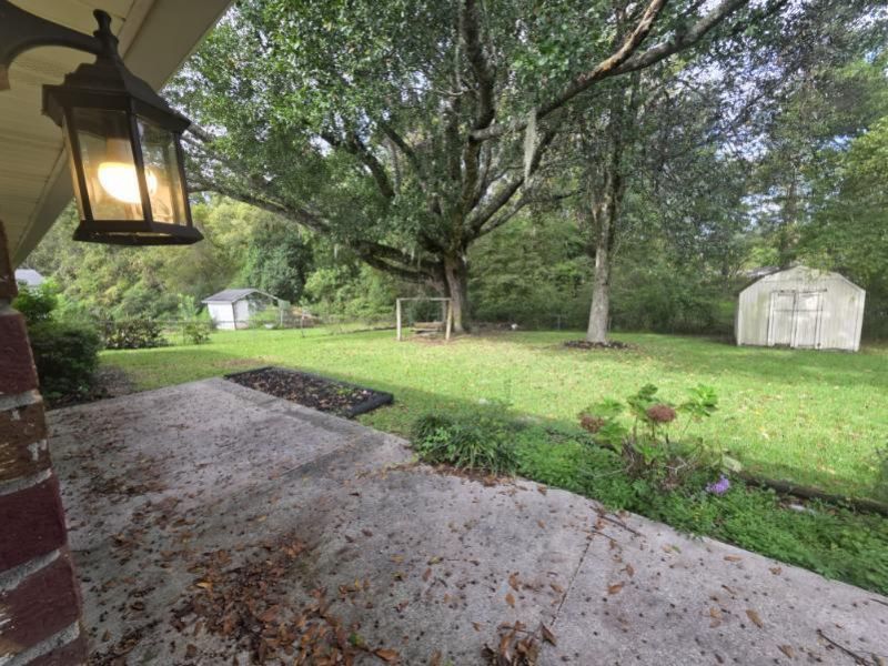 390 Furman Lane Photo 19