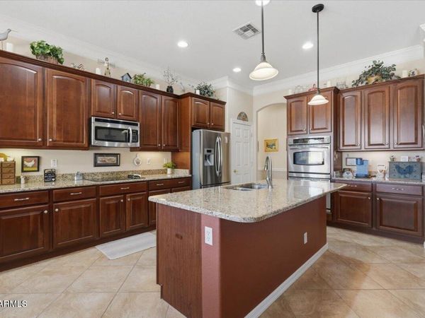 6861 S Granite Drive, Chandler, AZ 85249