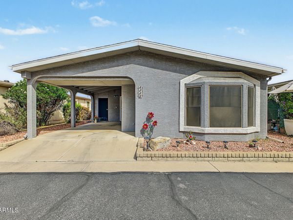 6225 S SAWGRASS Drive, Chandler, AZ 85249