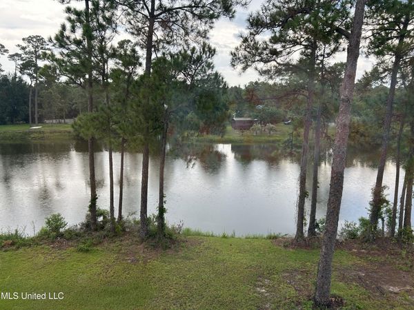 321 Lac Bleu Avenue, Pass Christian, MS 39571