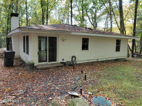 112 Burning Tree Drive , Hawley, PA 18428