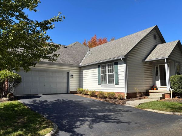 6427 Upper Lake Circle , Westerville, OH 43082