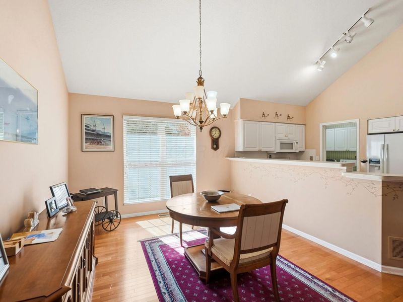 6427 Upper Lake Circle, Westerville, OH 43082 Photo 11