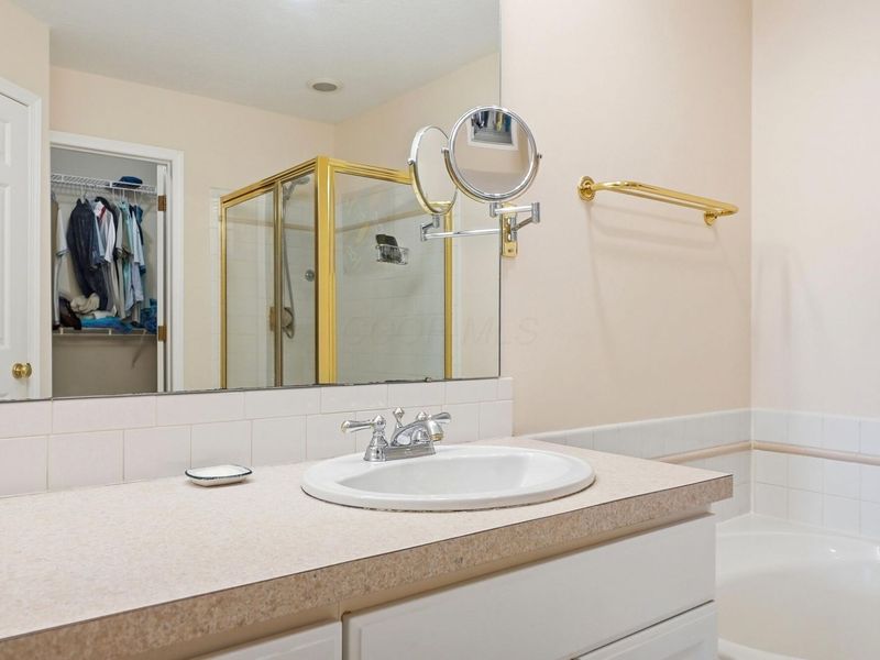 6427 Upper Lake Circle, Westerville, OH 43082 Photo 21