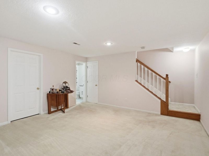 6427 Upper Lake Circle, Westerville, OH 43082 Photo 37