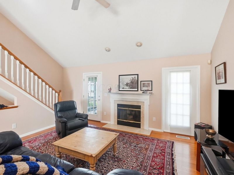 6427 Upper Lake Circle, Westerville, OH 43082 Photo 8