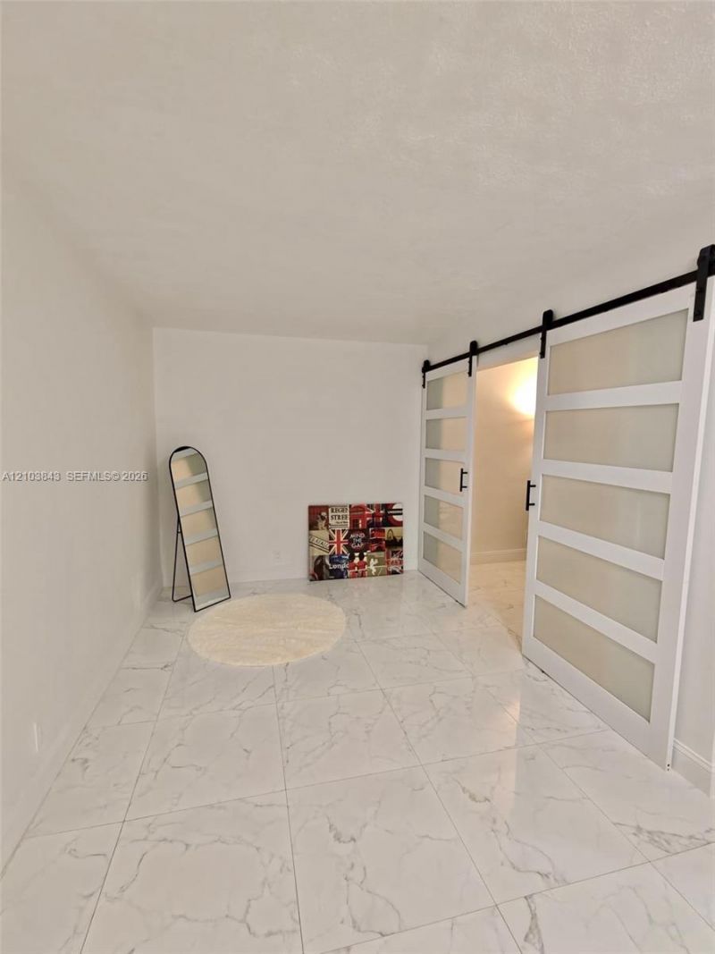 915 Jefferson Ave , Unit 2C, Miami Beach, FL 33139 Photo