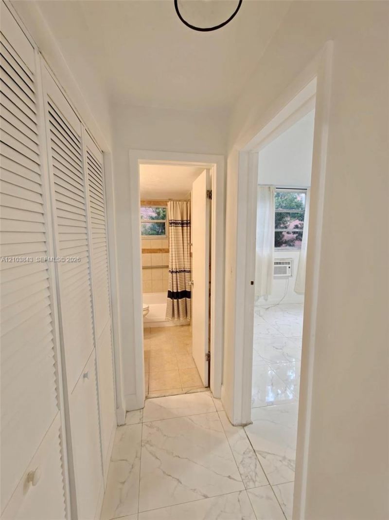 915 Jefferson Ave , Unit 2C, Miami Beach, FL 33139 Photo