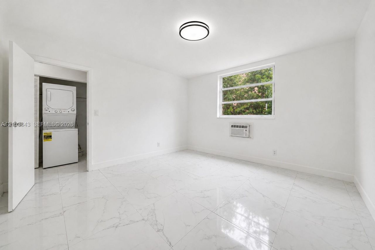 915 Jefferson Ave , Unit 2C, Miami Beach, FL 33139 Photo