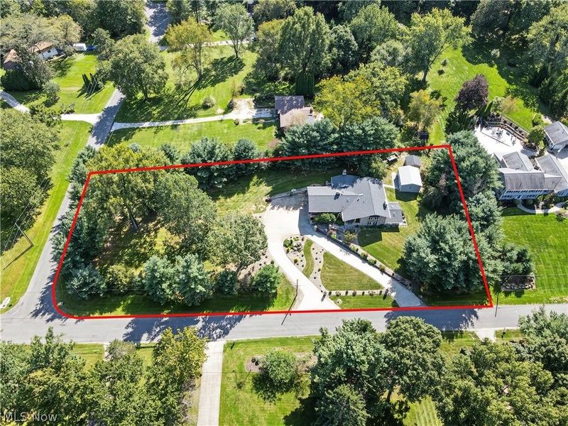 4824 Rolling View Drive, Akron, OH 44333 Photo 3