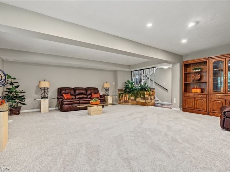 4824 Rolling View Drive, Akron, OH 44333 Photo 33