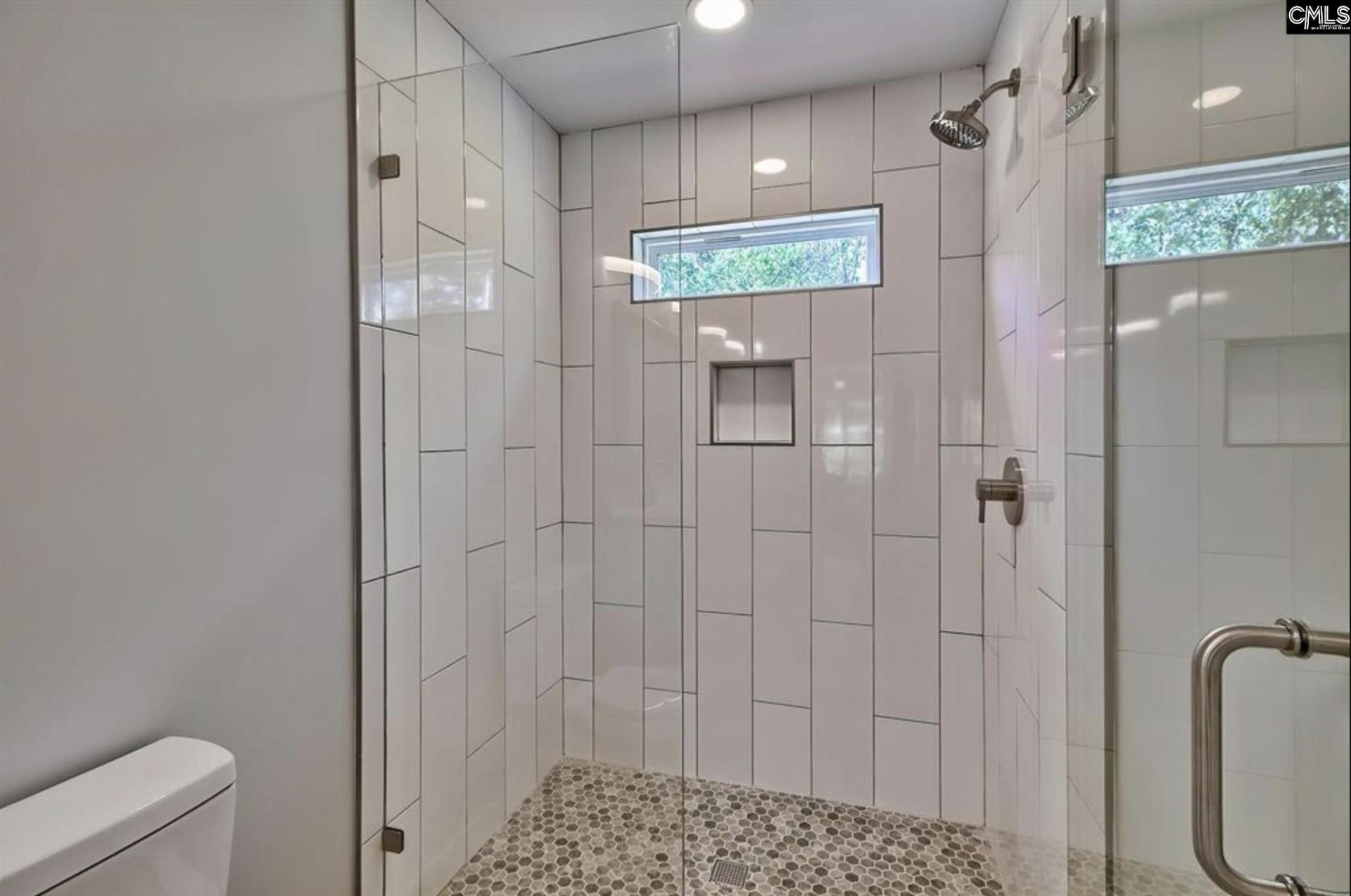209 Lynch Lane  Photo 11